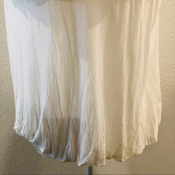 Twentyone white trimmed ruffled adjustable spaghetti straps tank top size large - Picture 11 of 13